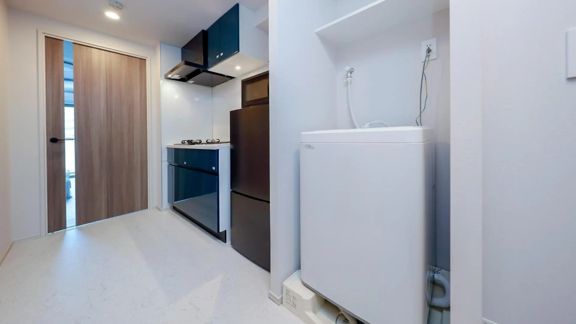 Apartment Seaside Tamachi 202,302,402,502,602,702 - Vacation Stay 44291V Tokyo Japan